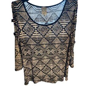Naif XL Tribal Geometric Pattern Womens Top With Cut-Out Sleeves